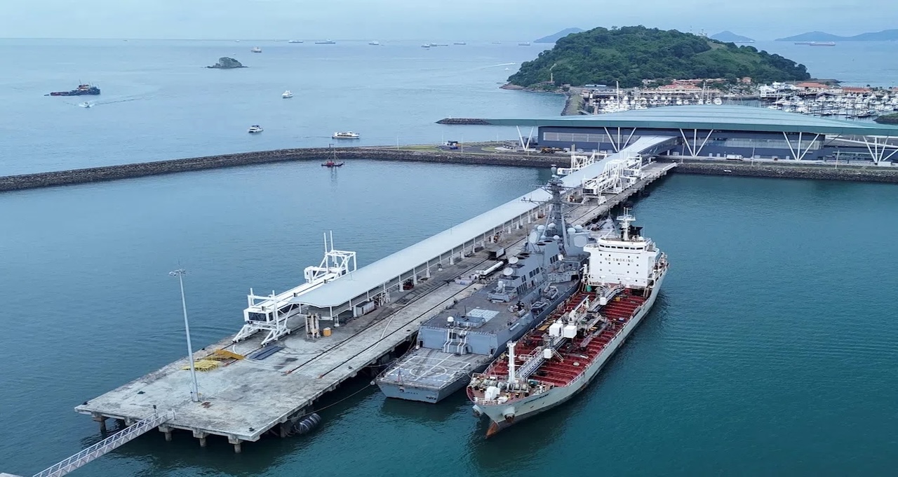 Trump orders Venezuela blockade